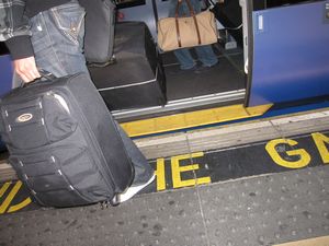 There is level access to get off the Heathrow Express train at Paddington station