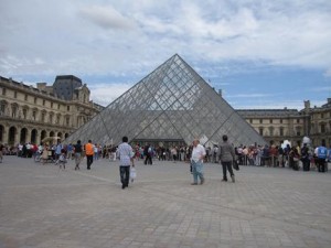 louvre 2