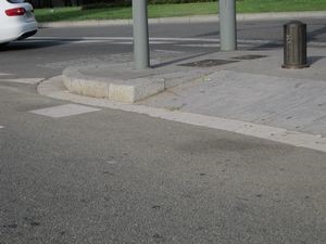 Sidewalk wheelchair ramp