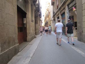 barcelona-wheelchair-streets