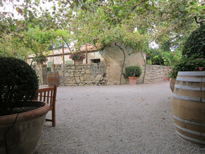 Article - San Felice, accessible Tuscany winery and villa 2-2559